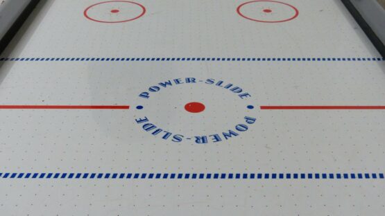 HomeX.dk – Stort airhockey og bobspil udvalg