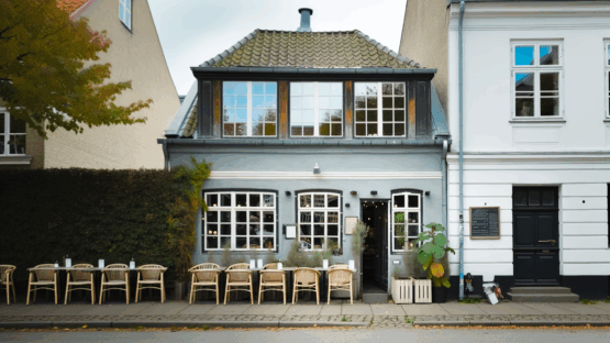 Ikonisk café lindevang sat til salg på frederiksberg